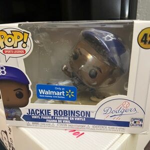 Jackie Robinson Vinyl Figure